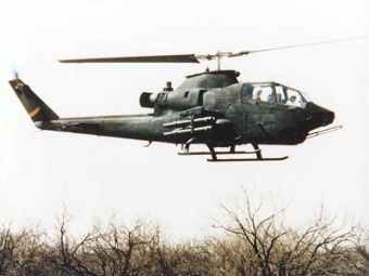 AH-1F Cobra.    aircav.com