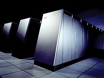 Суперкомпьютер. Иллюстрация с сайта ibm.com 
