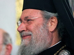 Кипрский архиепископ впервые с 1974 года посетил турецкую часть острова