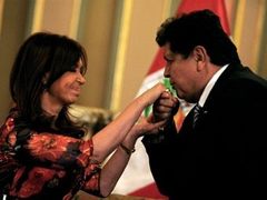 Перу и Аргентина объявили о взаимной "перезагрузке"