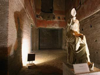 Золотой дом Нерона в Риме частично обрушился