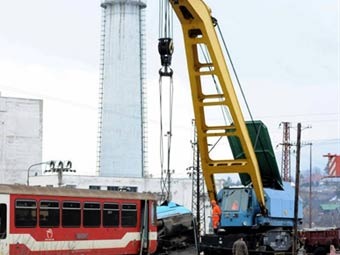 Место аварии на железной дороге в Словакии. Фото (c)AFP Место аварии на железной дороге в Словакии. Фото (c)AFP