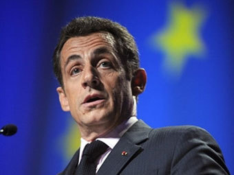 Три из четырех французов признались в недоверии к политикам