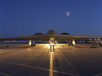 B-2 Spirit. ���� �����-������ Northrop Grumman