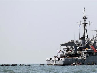 В поднятой корме корейского корвета обнаружены тела 32 моряков