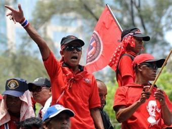 Таиландские "краснорубашечники" согласились на переговоры с властями