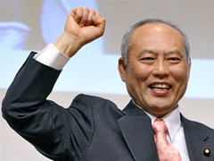 Самый популярный политик Японии создал новую партию