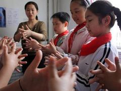 В Китае мужчина ранил ножом 18 учеников начальной школы