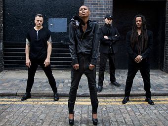 Skunk Anansie и "Рубль" сыграют на литовском фестивале "Be2gether"