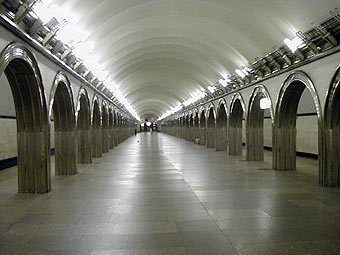 Станция метро в Санкт-Петербурге. Фото с сайта "Бродячая камера"