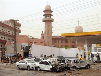 В результате захвата пакистанских мечетей погибли 70 человек