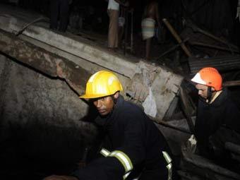 При обрушении жилого дома в Бангладеш погибли 14 человек
