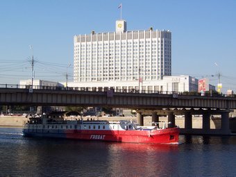 Дом правительства РФ в Москве. Фото Алексея Водовозова, Lenta.Ru