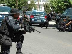 В Мексике отряд полицейских попал в засаду