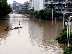 Из-за наводнения в Китае погибли 132 человека