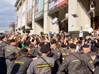 Разгон одной из акций "Солидарности". Фото "Ленты.Ру"