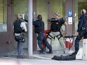 Полиция освободила заложников из стокгольмского банка