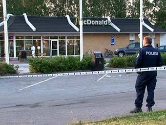 В ходе ссоры у финского "Макдональдса" убили двух человек