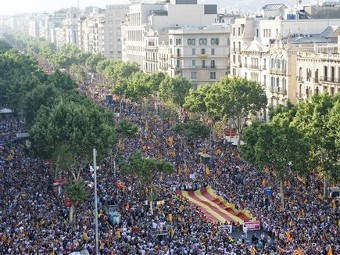Более миллиона жителей Каталонии потребовали независимости от Испании