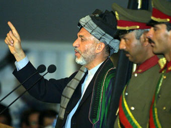 Хамид Карзай попросит ООН убрать 50 талибов из "черного списка"