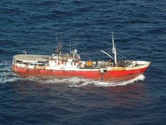 Сомалийские пираты освободили два судна