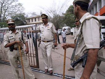 В Индии из тюрьмы сбежали девять опасных преступников