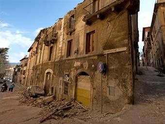Восстановлением разрушенной землетрясением Аквилы занималась мафия