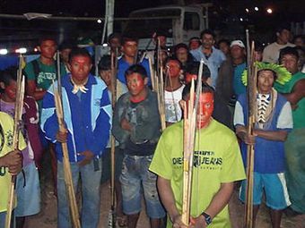 Бразильские индейцы освободили строителей ГЭС
