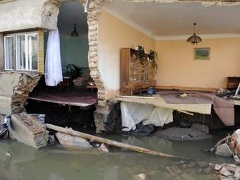 Наводнение в Чехии. Фото (c)AFP Наводнение в Чехии. Фото (c)AFP