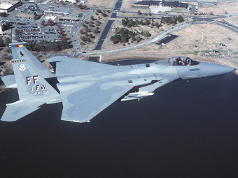 F-15. ���� � ����� being.com
