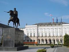 У президентского дворца в Варшаве задержали мужчину с гранатой