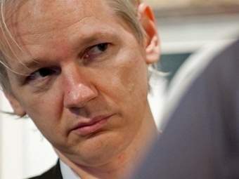 Основатель Wikileaks нанял адвоката