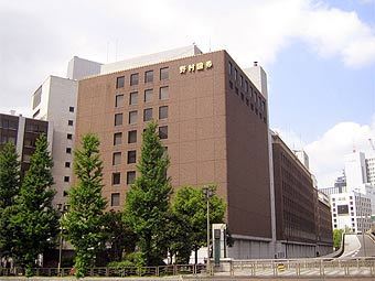 ������ Nomura. ���� ������������ Lombroso � ����� wikipedia.org