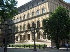Сейм Латвии провалил закон об обязательном изучении Библии