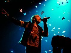 На презентации Apple состоялась премьера песни Coldplay