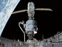 ������ ���������� ������ ��� "����" � 1998 ����. ���� NASA