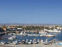 Житель Кипра обвинил капитана российской яхты в похищении дочери