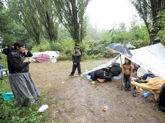 Европарламент потребовал от Франции остановить депортацию цыган