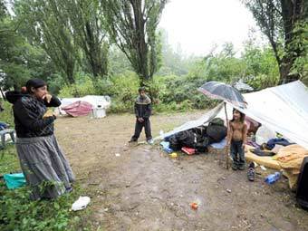 Еврокомиссия пригрозила Франции судом из-за депортации цыган