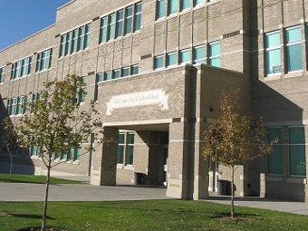 East High School. ���� � ����� �����