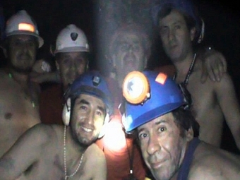 Чилийских шахтеров обучат искусству публичных выступлений