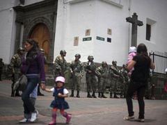 В столице Эквадора продлен режим чрезвычайного положения