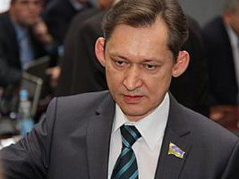  .    uralpolit.ru 