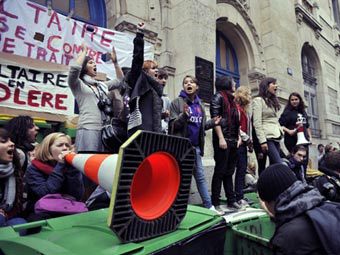 Во Франции из-за забастовок начался энергетический кризис