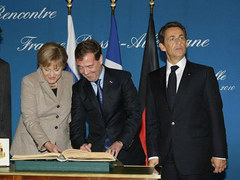 Саркози назвал сроки отмены виз между Россией и Евросоюзом