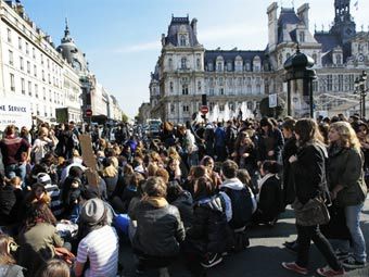На улицы французских городов вышли полмиллиона демонстрантов