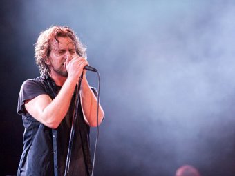 На 20-летие группе Pearl Jam подарили радиостанцию