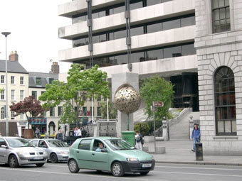   .    geograph.ie