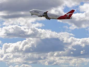 Boeing-747 авиакомпании Qantas. Фото (c)AFP Boeing-747 авиакомпании Qantas. Фото (c)AFP