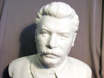 Бюст Сталина. Фото с сайта antique-center.ru